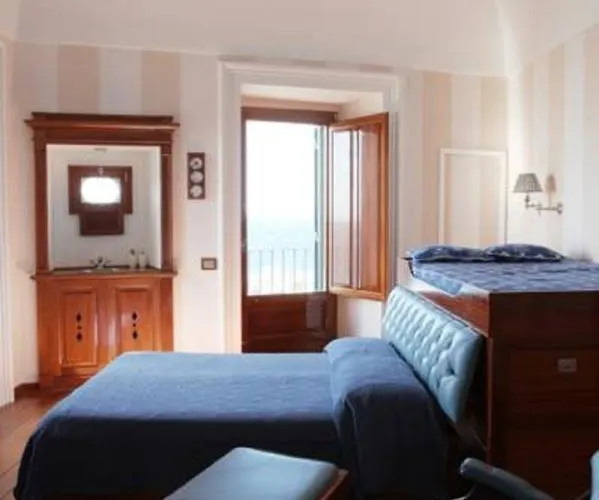 4 Balconi House-san Gregorio Palazzo Unico Vista Mare Holiday home *