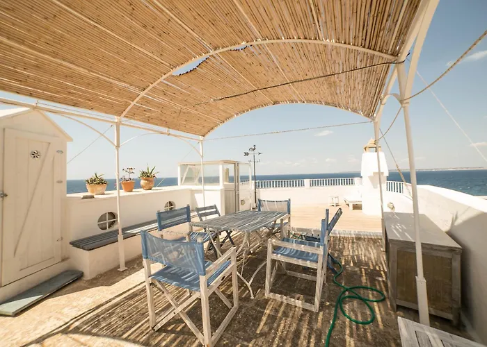 4 Balconi House-san Gregorio Palazzo Unico Vista Mare *