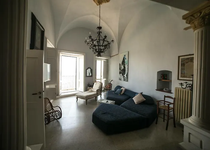 Casa vacanze 4 Balconi House-san Gregorio Palazzo Unico Vista Mare *